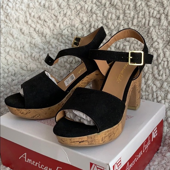 American Eagle Sandals - Picture 3 of 5